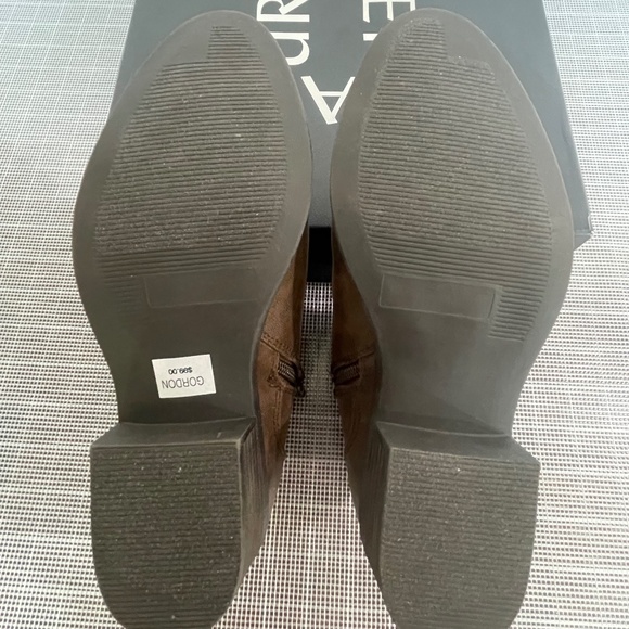 Naturalizer Gordon Ankle Boots - Picture 9 of 9